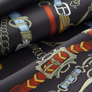 エルメス カシシル シュヴォー デシェネ Chevaux Dechaines Chevaux Dechaines shawl 140 | Hermès Mainland China
